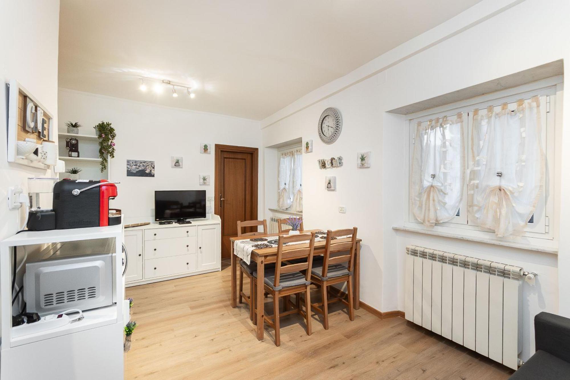 15 Min Centro E Stazione Ferroviaria Apartment Genoa Luaran gambar